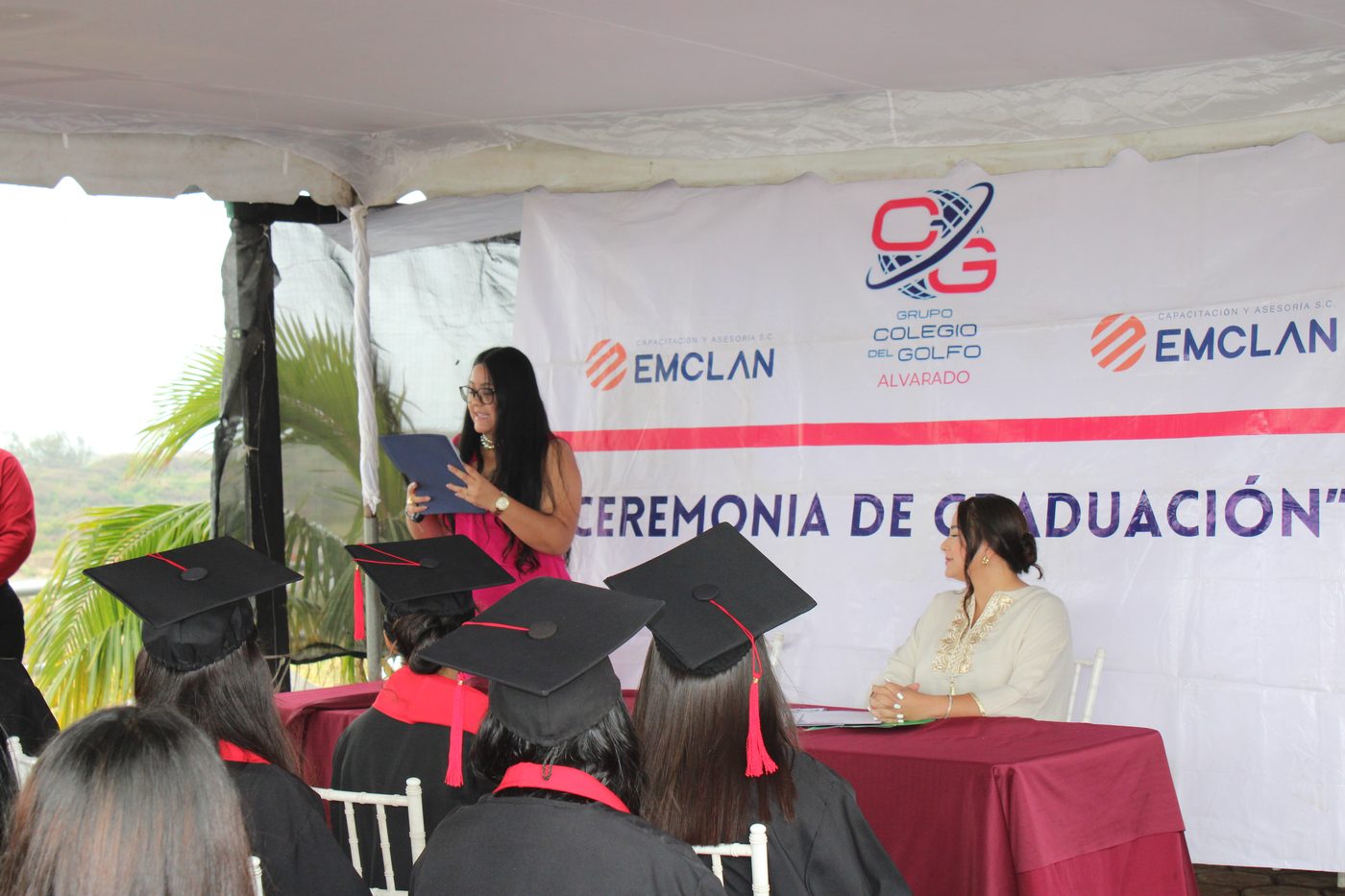 Ceremonia de graduación Emclan