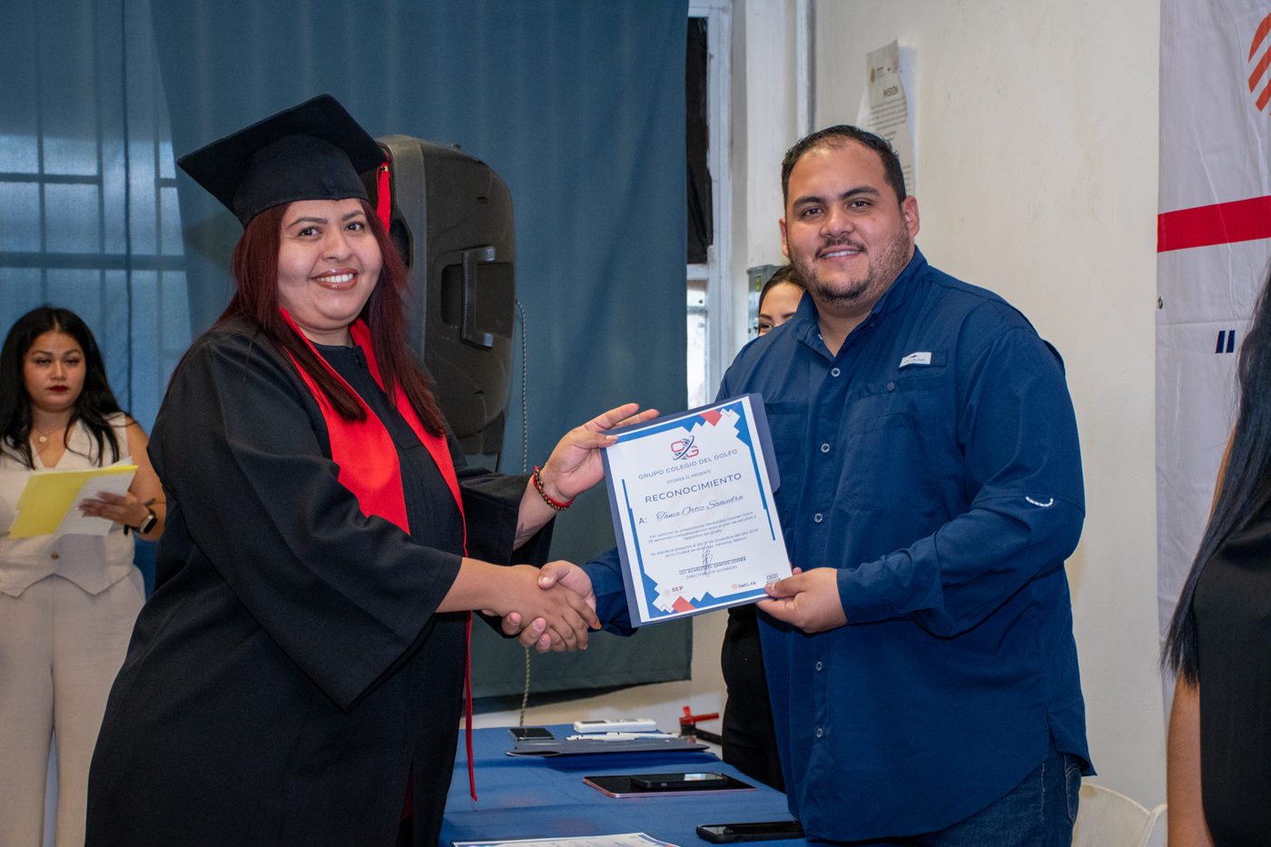 Entrega oficial del documento